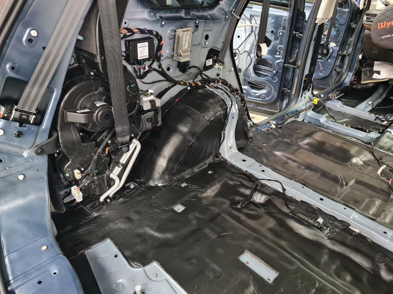 Пол 2 сл шумопоглотитель3 шумоизоляция Exeed VX